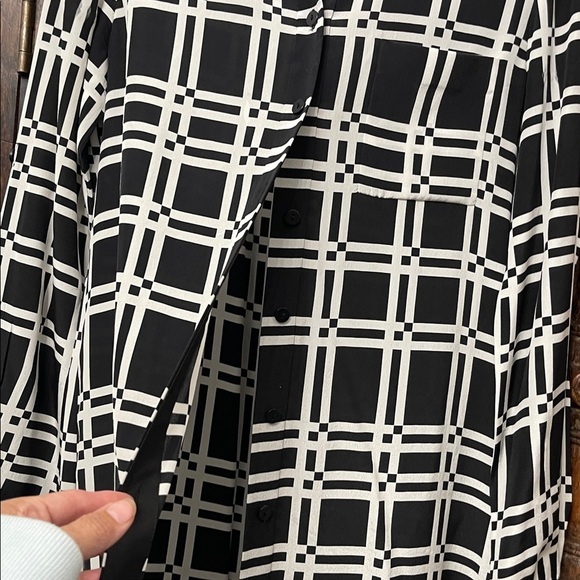 Diane Von Furstenberg 100% Silk Shirt Dress with Waist Tie Size 0 - Picture 10 of 12